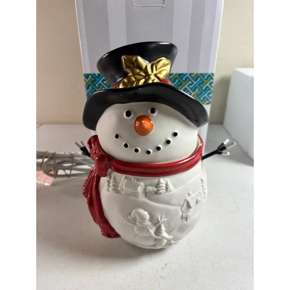 Scentsy‎ Wax Warmer Build A Snowman 2017  8